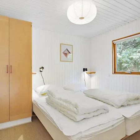 4705-aakirkeby-sondre-landevej-60 Holiday home Akirkeby