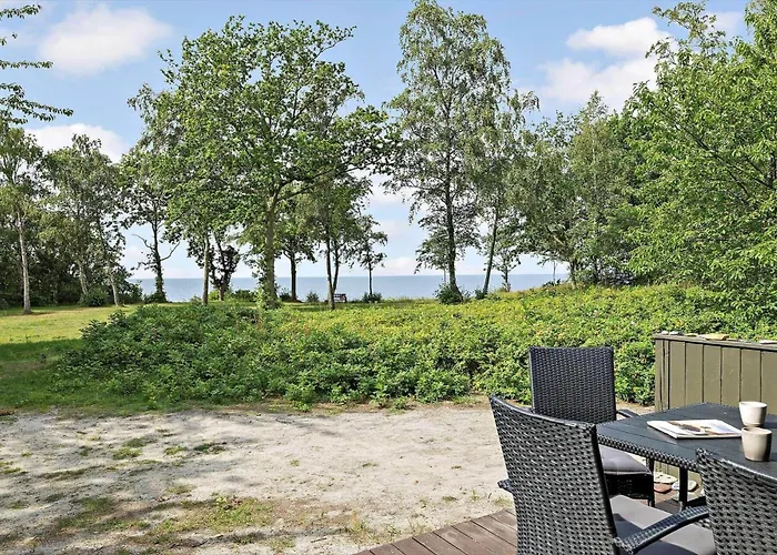 4705-aakirkeby-sondre-landevej-60 * Åkirkeby